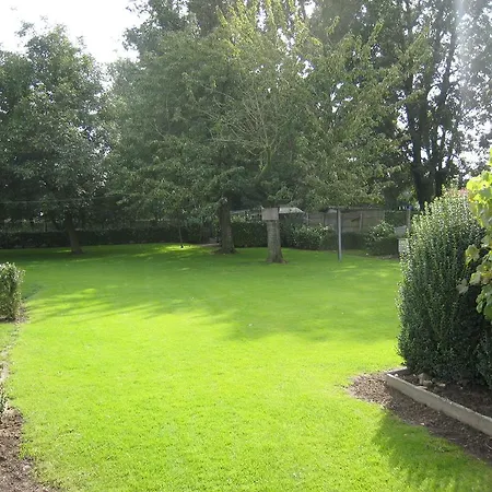 Spacious In With A Garden *