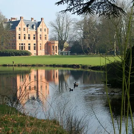 Spacious In With A Garden * Ruiselede